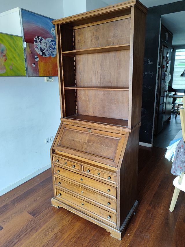 Mueble antiguo