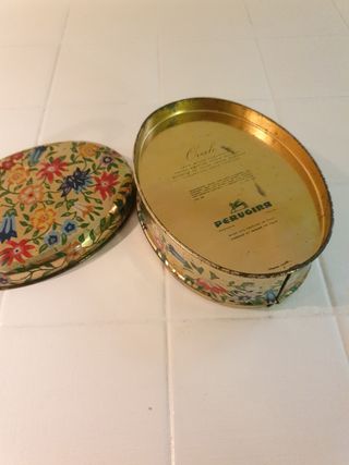 Scatola vintage in latta