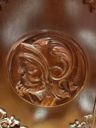 Recibidor antiguo madera y marmol