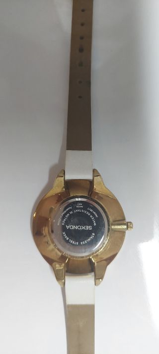 Relógio Sekonda dourado e branco