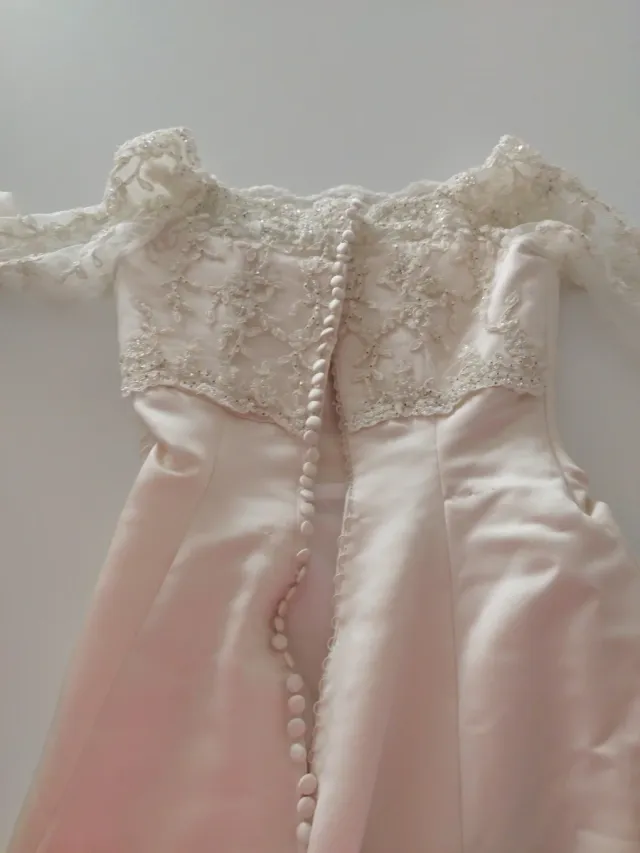 Vestido novia Pronovias, color marfil. Modelo Rubí