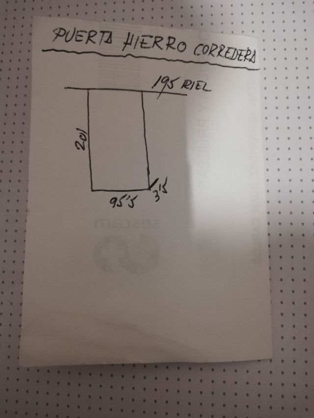 Puerta de hierro corredera