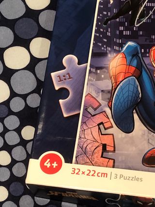 3 Puzzle de 48 piezas  +3 años Spiderman