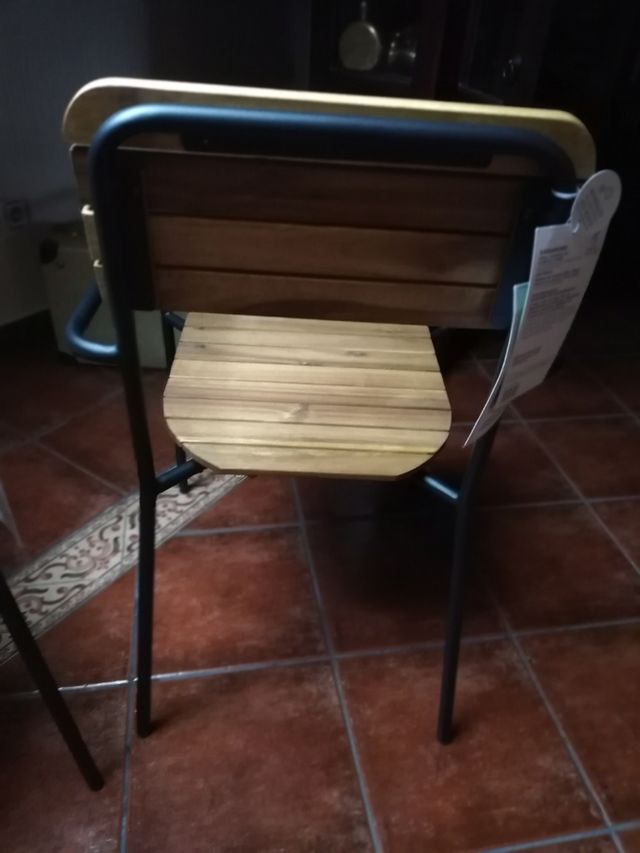 Sillas de hierro y MADERA