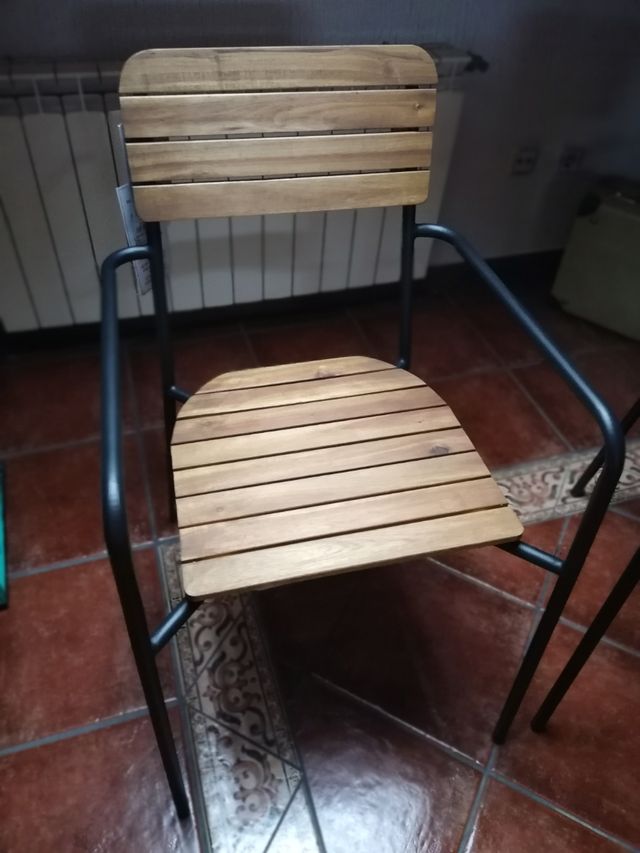 Sillas de hierro y MADERA