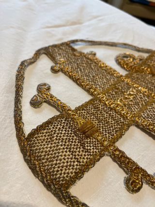 Cristograma Bordado Oro