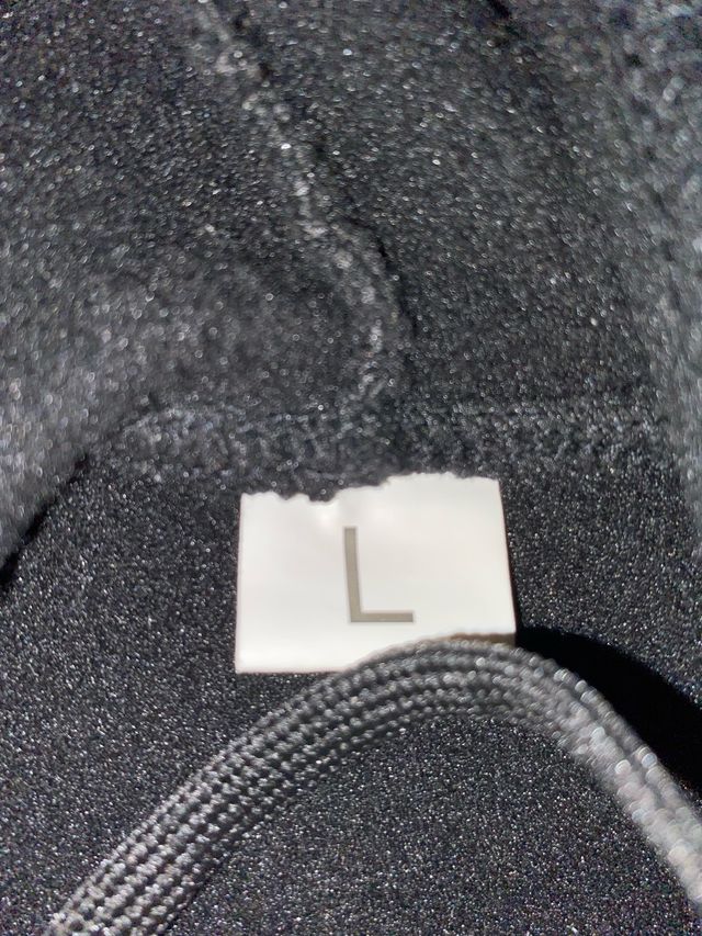 sudadera trapstar negra.