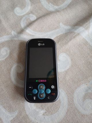 cellulare LG a calcolatrice funzionante