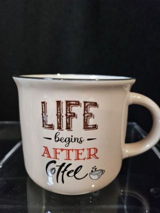 Bella tazas en cerámica