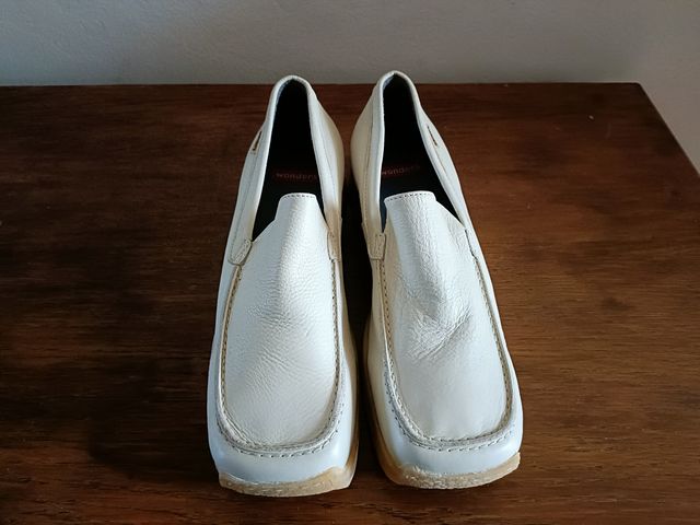 Sabates de pell, talla 42, noves