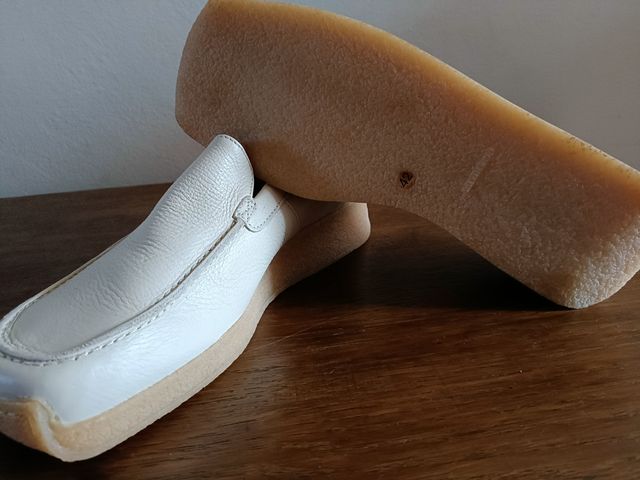 Sabates de pell, talla 42, noves