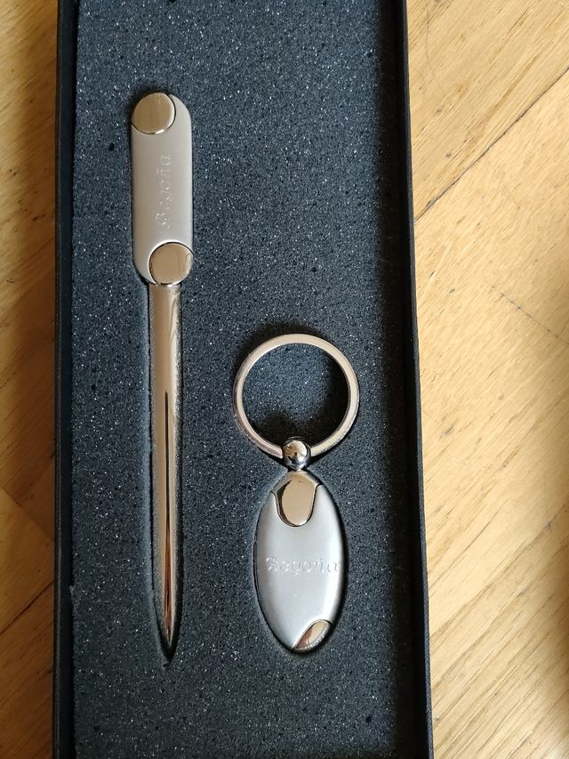 Llavero y abrecartas grabado Begoña