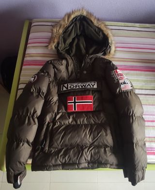 NORWAY COMO NUEVA TALLA 12 AÑOS.