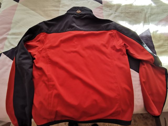 Casaco softshell Joluvi