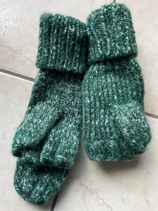 guanti verdi mezza dita e manopola Superdry