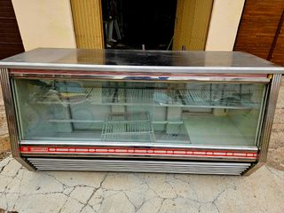 Vitrina Expositora Refrigerada (2 Metros)