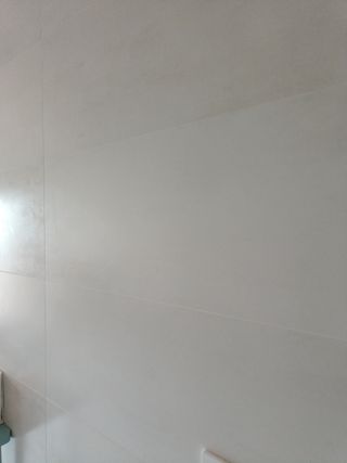 Baldosa de pared nueva