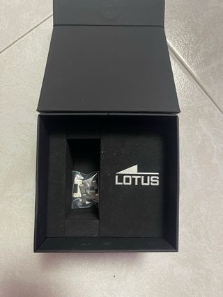 Reloj Lotus NUEVO