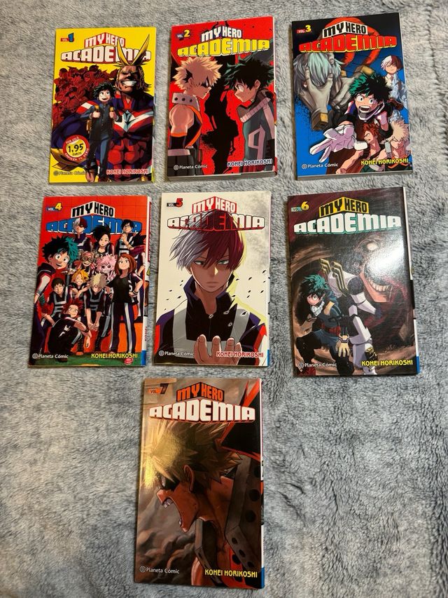 pack de 7 mangas ( my hero academia)