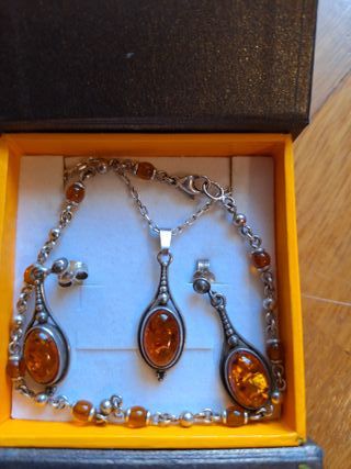 Conjunto de plata de ley y ámbar natural