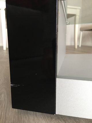 Mesa de TV con ruedas