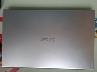 Portatil ASUS X515