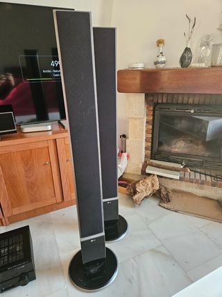 LG Prime Sound y Yamaha RC V383