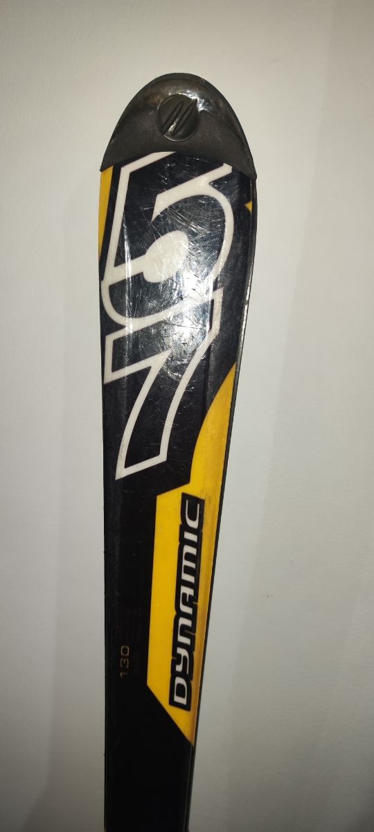 Esquís Dynamic 57