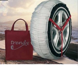 Cadenas de nieve de tela sin estrenar