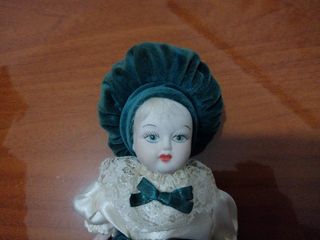 Bambola porcellana vintage