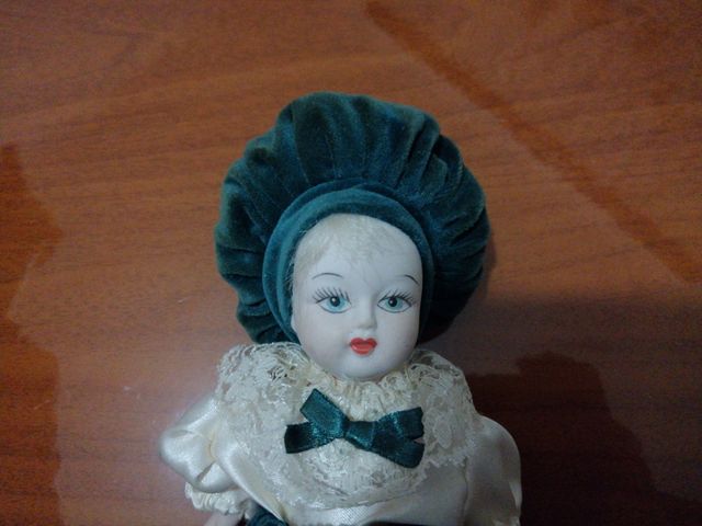 Bambola porcellana vintage