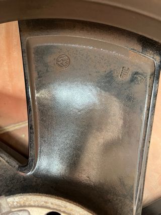 Llantas VW Milton Keynes 18”+Good Year al 90%!!