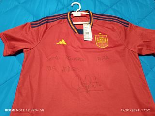 Camiseta firmada por Luis de la fuente 