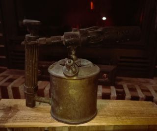SOLDADOR ANTIGUO