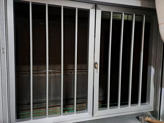 Puertas ventanas porches panel sanwich