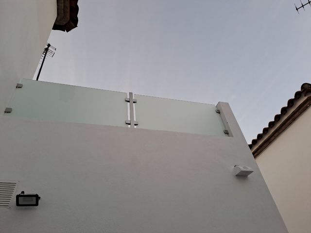 Puertas ventanas porches panel sanwich