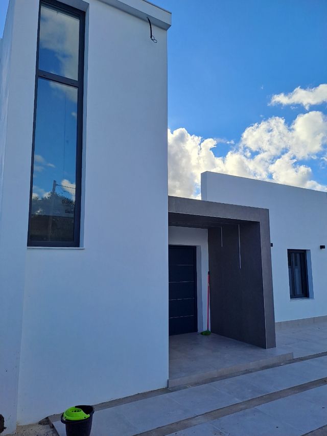 Puertas ventanas porches panel sanwich