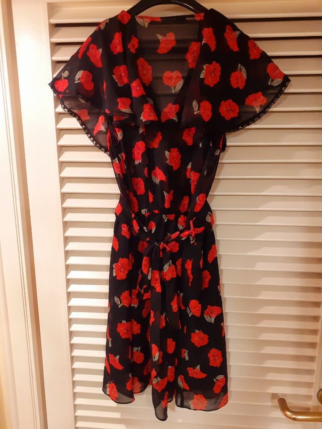 Vestido corto estampado floral