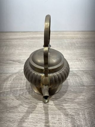 TETERA DE HIERRO FUNDIDO