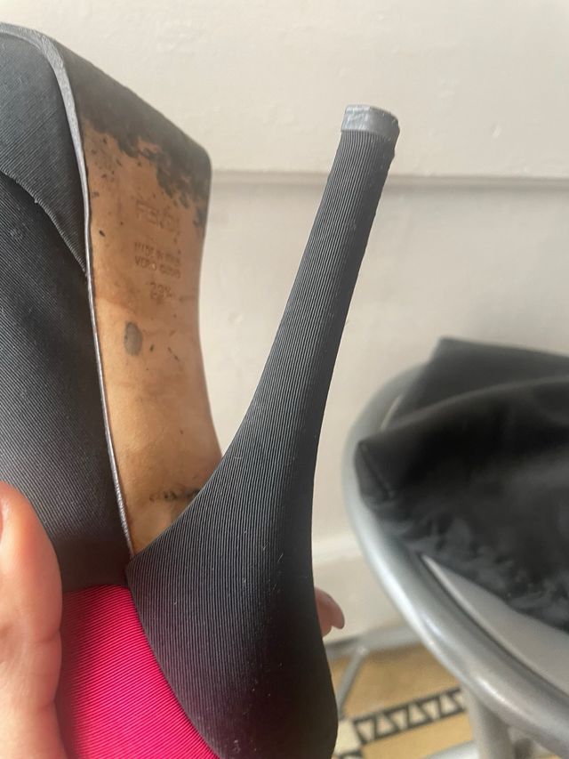 Elegantes zapatos tacón