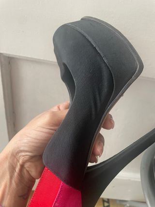 Elegantes zapatos tacón