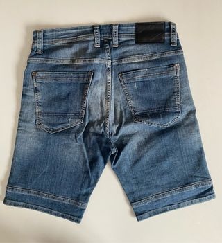 Bermudas vaqueras Zara