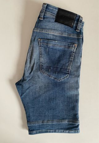 Bermudas vaqueras Zara