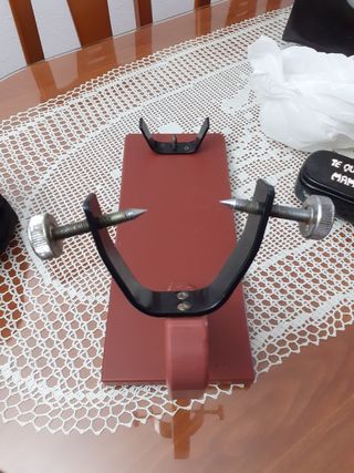 Jamonero de plástico duro