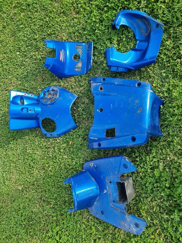 plasticos yamaha slider