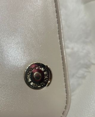 Bolso Love Moschino beig