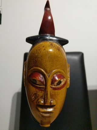 Mascara africana Njabi