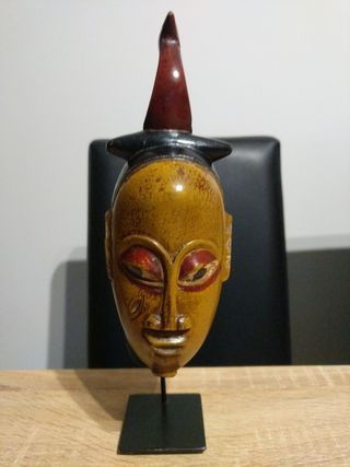 Mascara africana Njabi