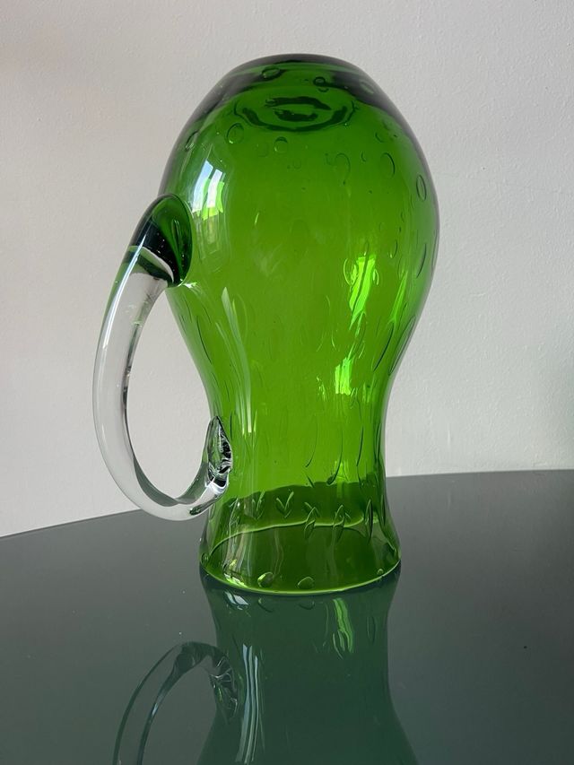 brocca in vetro soffiato di Murano