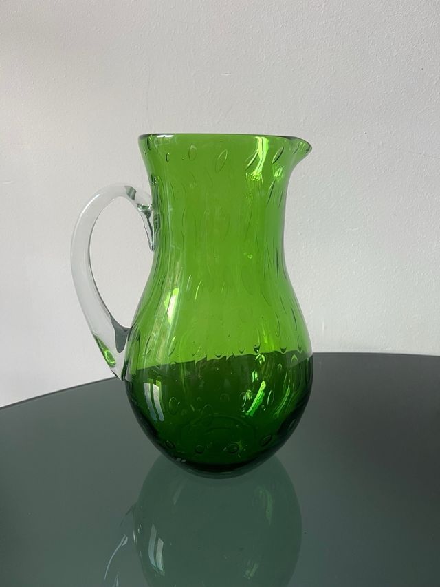 brocca in vetro soffiato di Murano